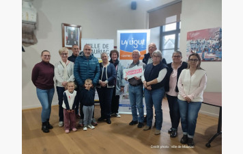 Remise du chèque d'octobre rose